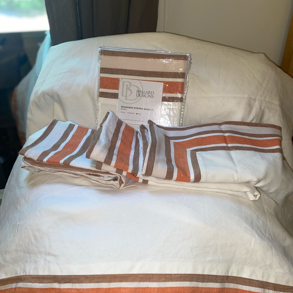 Ballard duvet , 3 euro shams, 1 king sham